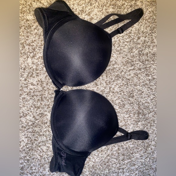 Push-up bra - Picture 1 of 3